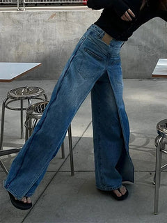 Deconstructive loose jeans