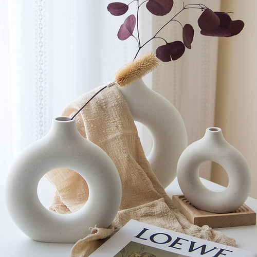 Ceramic Nordic Vase - SASSY VANILLE